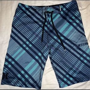 Hurley h20 size 31